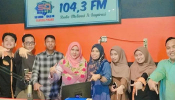Mahasiswa Prodi Jurnalistik Islam FDKI IAIN SAS BABEL Kunjungi SQ Radio Pangkalpinang